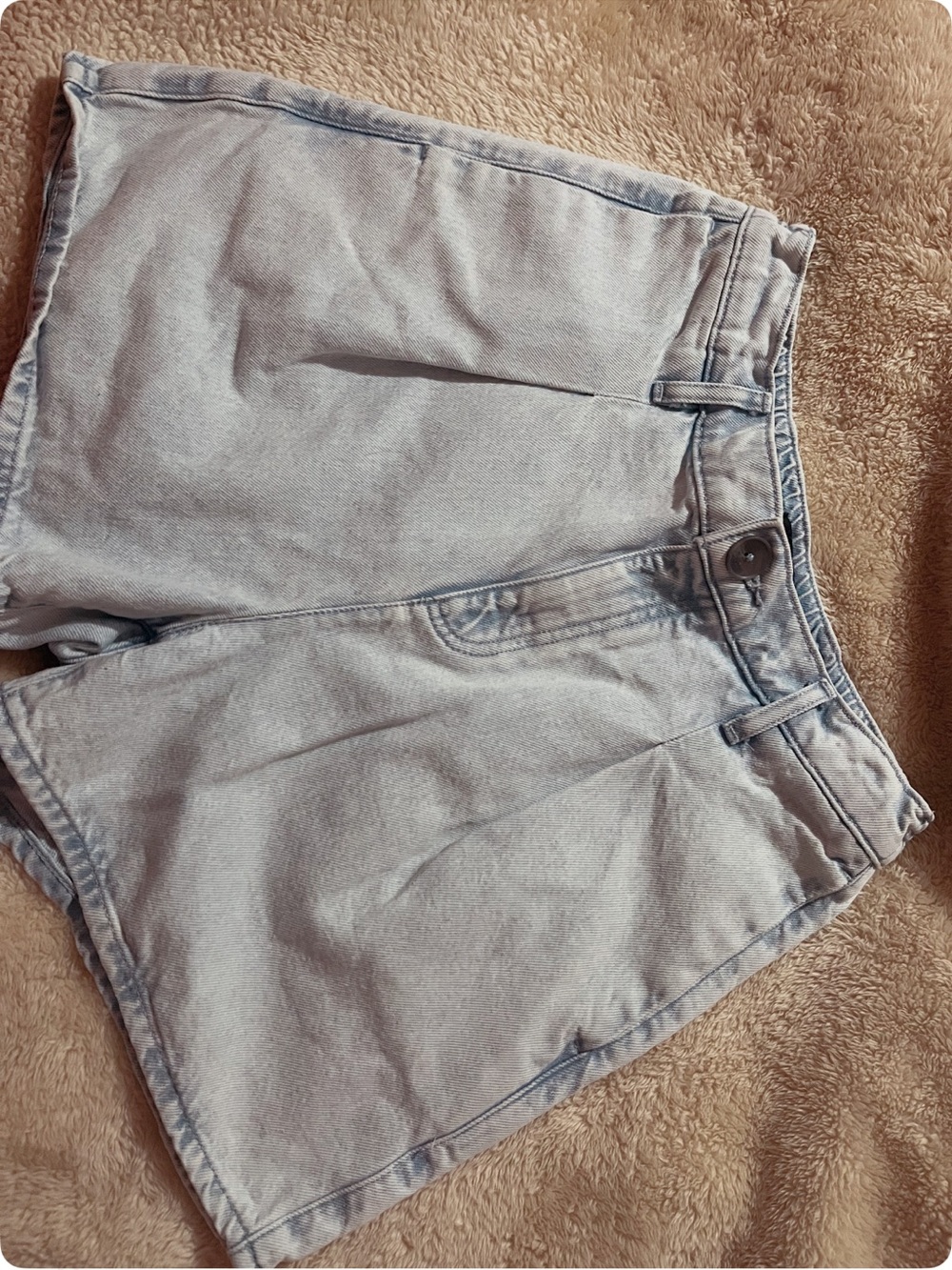 Express | Light Wash Super High Rise Conscious Edit Shorts - Sz S